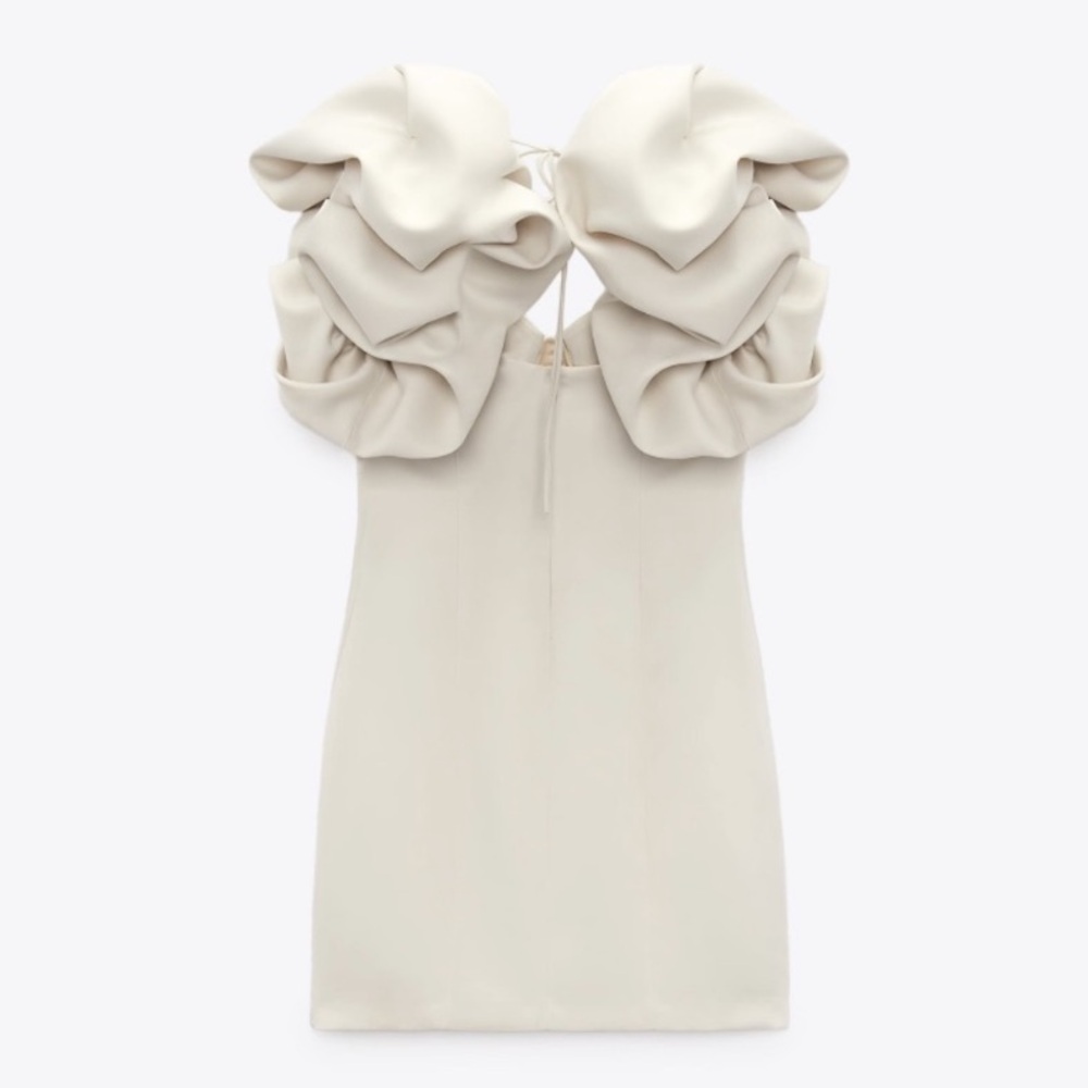 Zara bloggers favorite ruffled voluminous mini dress - Picture 5 of 16